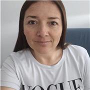 Profesora de educación física por más de 5 años, me apasiona el movimiento y el bienestar físico, la salud y la motivación.